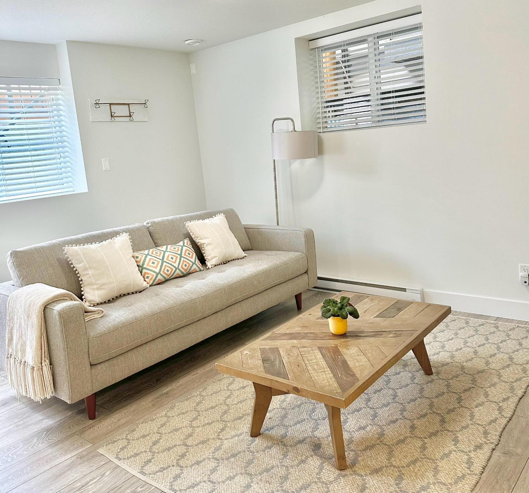 Bookyourhome Langley Exterior foto